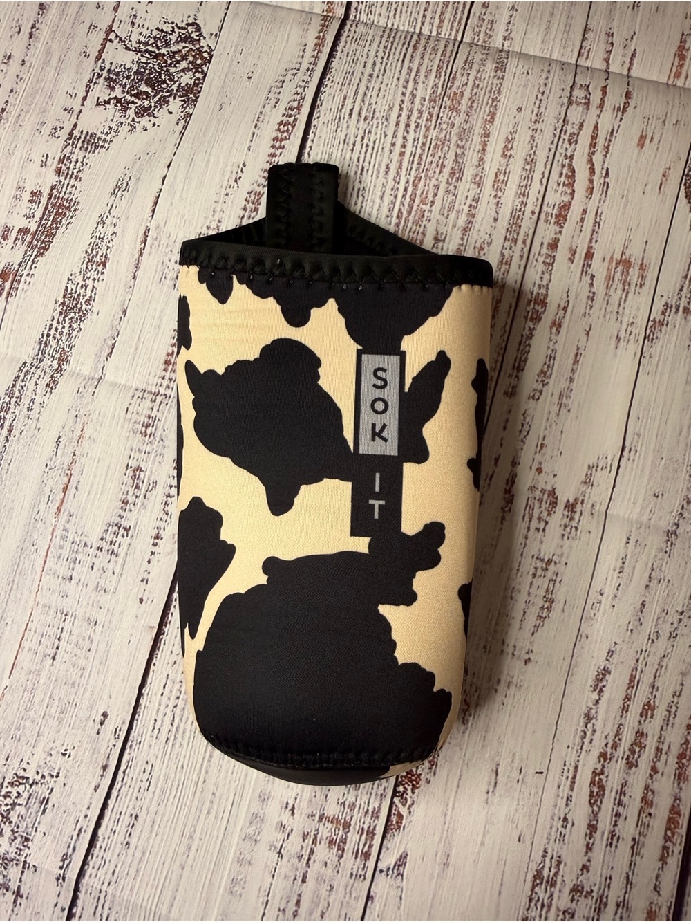 Sok-It Neoprene 32oz Bottle Sleeve | Cow Print